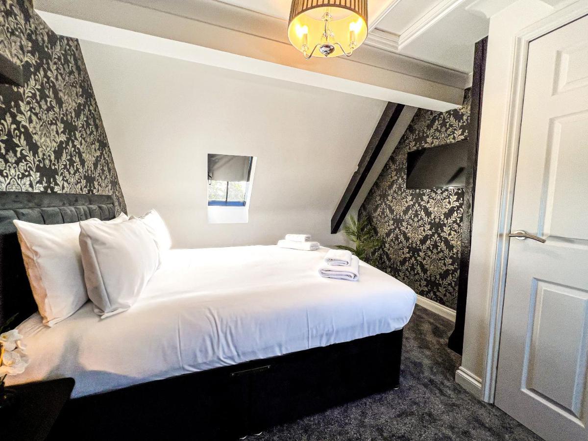 Lock View Apartment